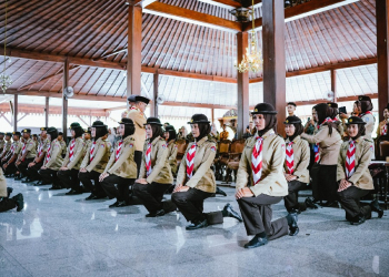 Bupati Banyumas Kukuhkan 37 Anggota Pasukan Tunas Muda Kwarcab 2025