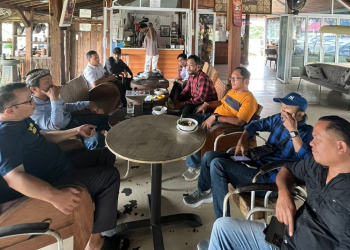 Ngopi Bareng Komunitas BBB, Prof. Yudhie Haryono: Indonesia Butuh Rekonstitusi dan Reindustrialisasi