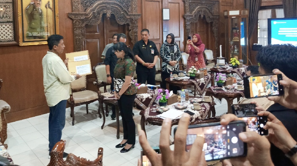 Pelaksanaan MBG di Banyumas Disorot, FMP2M Layangkan Surat ke Presiden