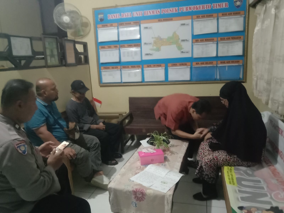 Pasangan Lansia Diancam Dibunuh Anak Kandung Gara-Gara Judi Online