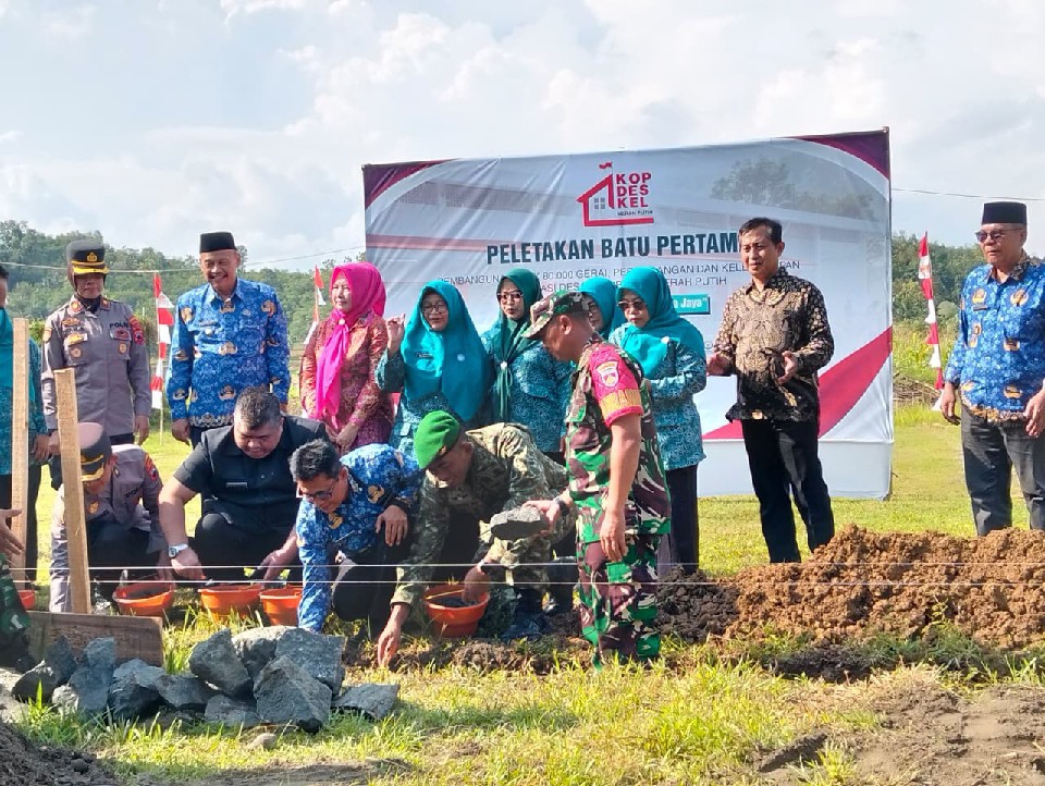 Enam Kopdes Banyumas Serentak Bangun Gerai Koperasi Desa