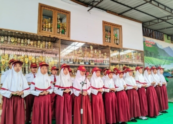 Hari Santri Nasional 2025, MI Ma’arif Pageraji Tanamkan Semangat Ke-NU-an Sejak Dini