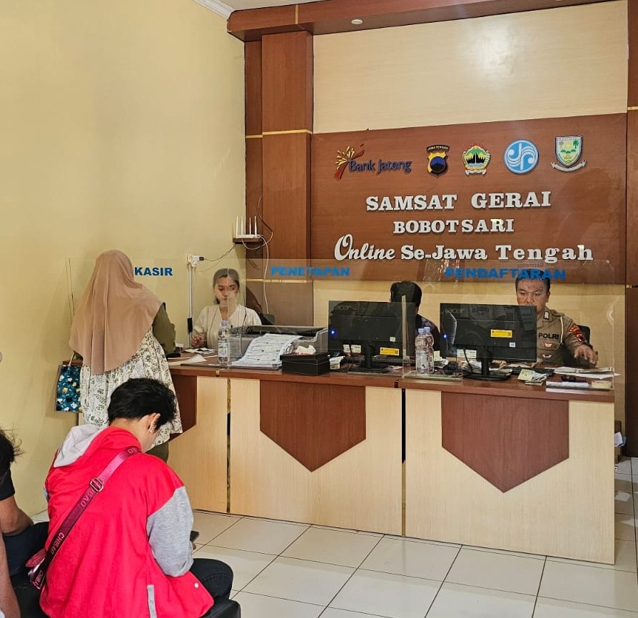 Samsat Gerai Bobotsari Permudah Pembayaran Pajak Tahunan, Polantas Hadirkan Pelayanan Humanis