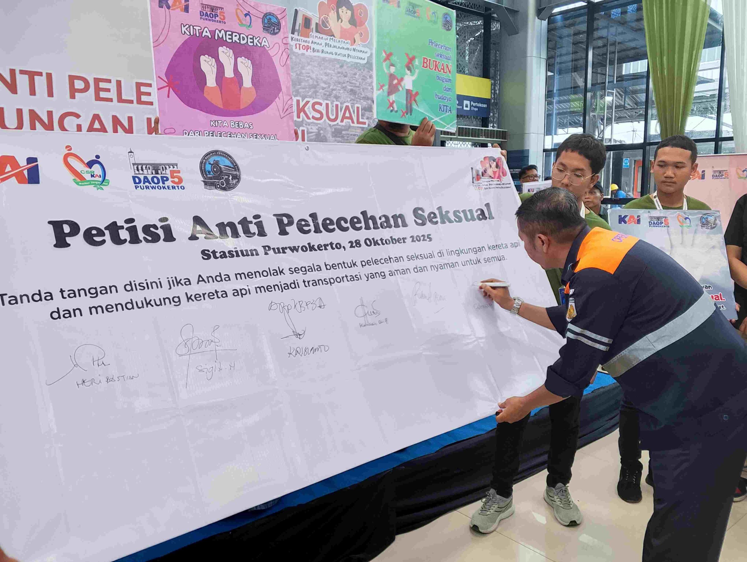IRPS dan Pemkab Banyumas Kampanye Ruang Aman di Kereta Api