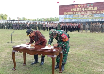 Bupati Banyumas Apresiasi Sinergi TNI dan Warga dalam TMMD Reguler ke-126 di Desa Cingebul