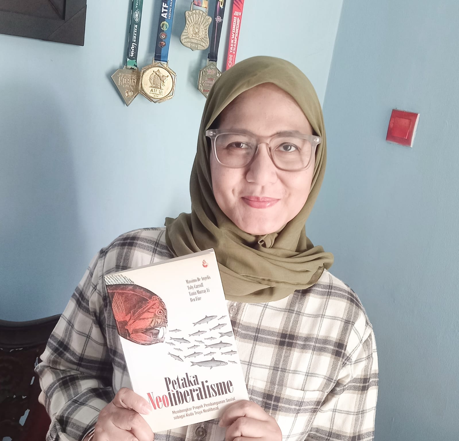 NEOLIBERALISME ITU HEROIN