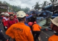 Terjebak di Kabin, Tiga Korban Kecelakaan Truk Berhasil Diekstrikasi