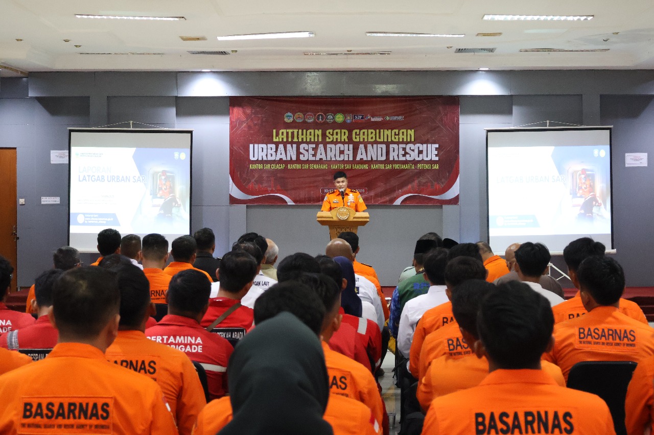 Bupati Cilacap dan Deputi Basarnas Resmi Buka Latihan SAR Gabungan Urban SAR