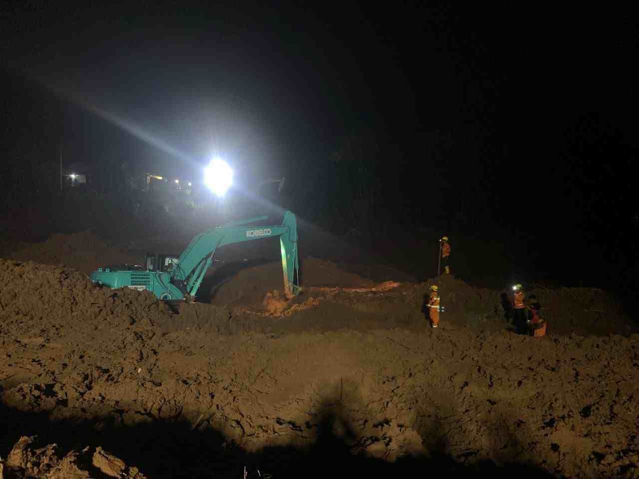 Hari Kedelapan, Harapan Belum Padam di Lokasi Longsor Majenang