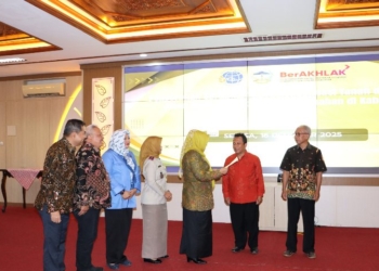 Pemkab Banyumas Tuntaskan Konsolidasi Tanah, 100 Sertipikat Dibagikan