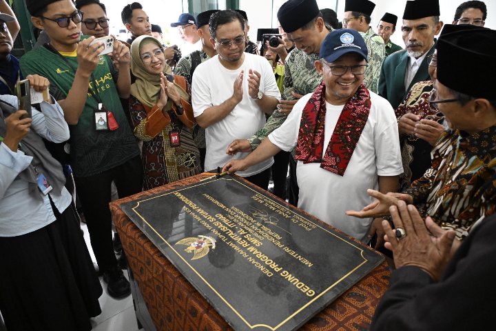 Mendikdasmen Apresiasi Revitalisasi SMP Al-Ittihad Sampang Rampung Lebih Cepat