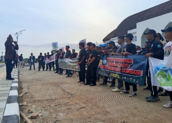 Warga Baseh Desak Tambang Granit PT DBA Ditutup Permanen, Ancam Segel Lokasi