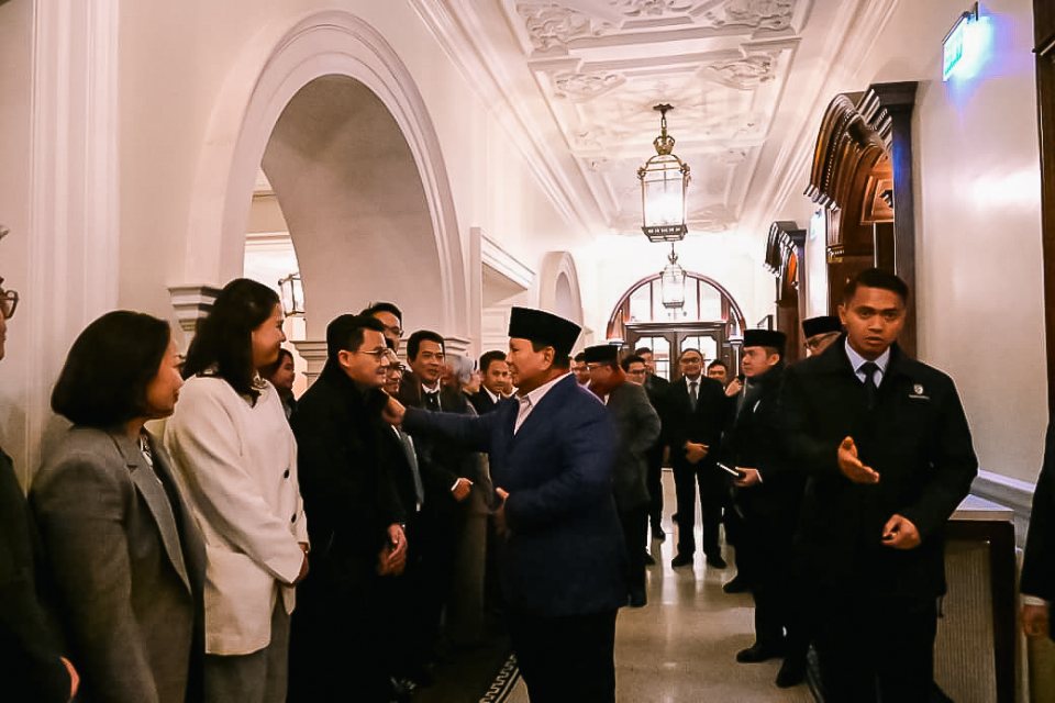 Presiden Prabowo Sambut Hangat Mahasiswa dan Diaspora Indonesia di London