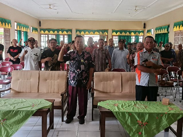 Kades Klapagading Kulon Resmi Pecat Sembilan Perangkat Desa, Ini Alasannya