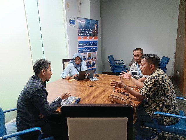 Kepala Desa Klapagading Kulon Laporkan Camat dan Aspem Banyumas ke Ombudsman RI Terkait Dugaan Maladministrasi