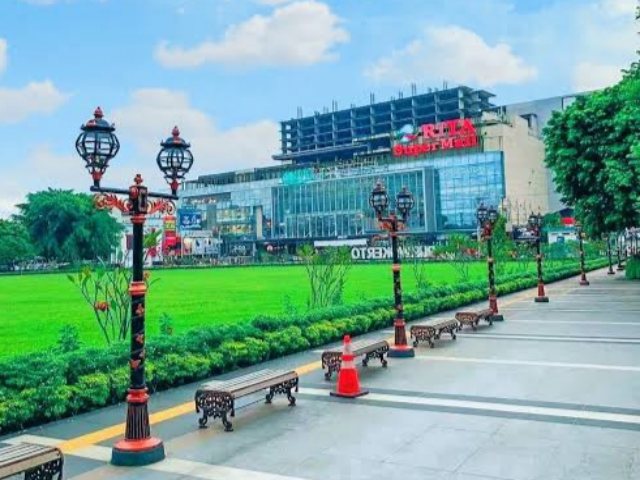 Seniman Kritik Larangan Pakai Area Rumput Alun-alun Purwokerto: “Jangan Sampai Seperti Kawasan Terbatas”