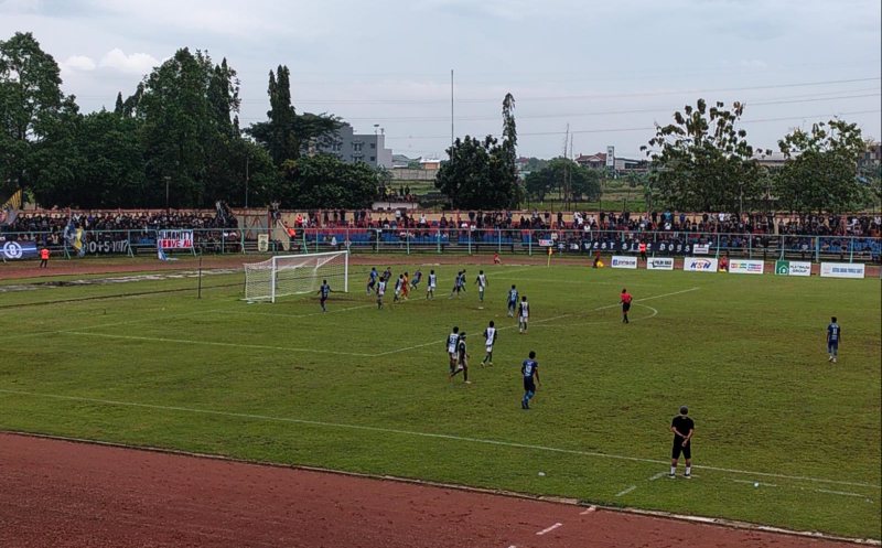 Laskar Bawor Melenggang ke 8 Besar Usai Libas Persikaba 5-0