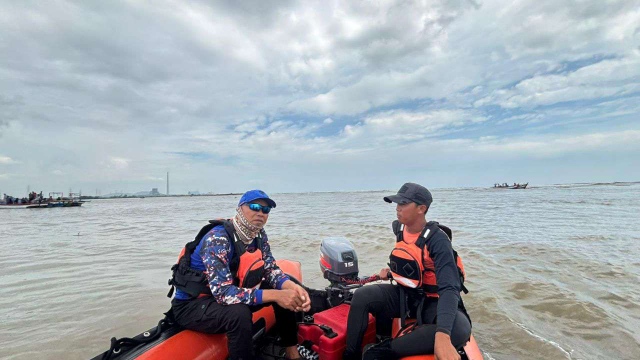 Dartono, Penambang Pasir Cilacap Hilang di Muara Winong