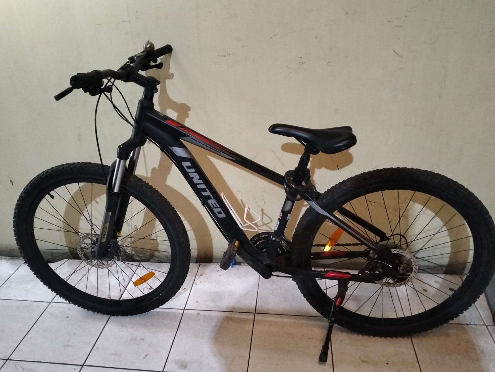 Warga Kembaran Amankan Terduga Pencuri Sepeda