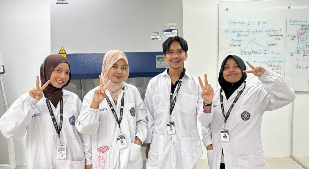 4 Mahasiswa Farmasi UMP Jalani Program Mobilitas 4 Bulan di Malaysia, Siap Bersaing di Kancah Global