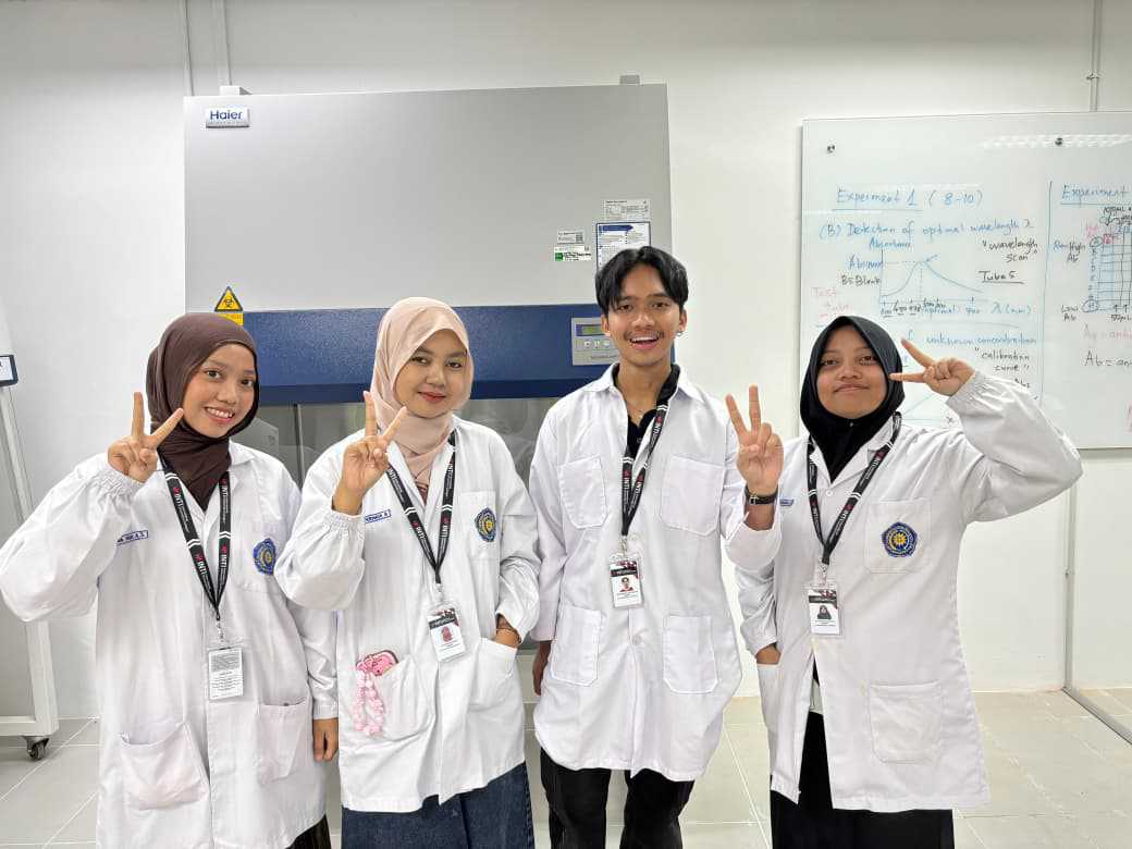 4 Mahasiswa Farmasi UMP Jalani Program Mobilitas 4 Bulan di Malaysia, Siap Bersaing di Kancah Global