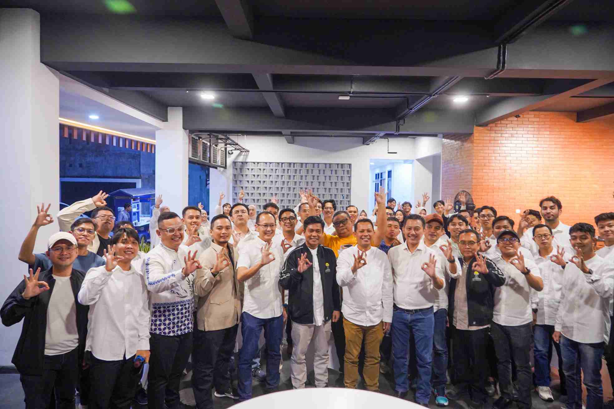 Rektor UMP Prof. Jebul Suroso Dikukuhkan sebagai Dewan Kehormatan HIPMI Banyumas