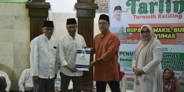 Bupati Banyumas Tutup Tarling Ramadan di Masjid Al Istiqomah, Salurkan Bantuan Rp18 Juta