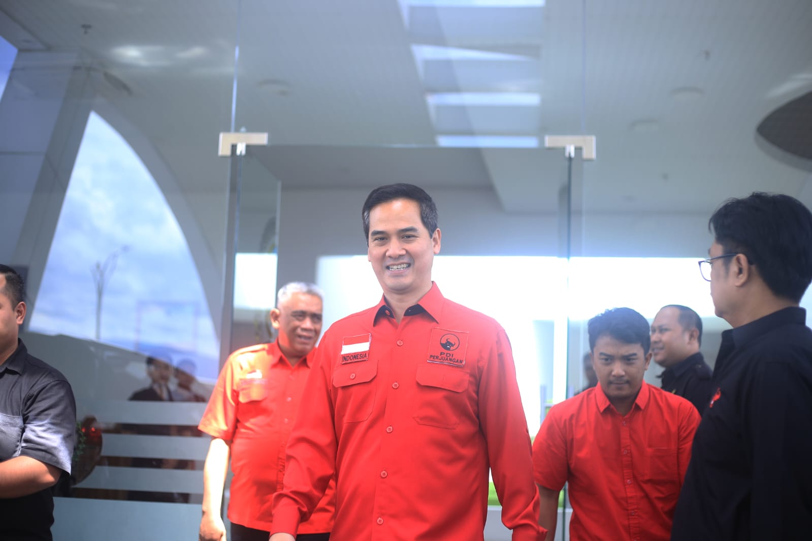 Jelang Lepas Mudik Gratis, Adisatrya Suryo Sulisto Bagikan 15.300 Paket Sembako di Banyumas-Cilacap dan untuk Perantau di Jabodetabek