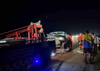 Dini Hari di KM 259 Tol Pejagan, Bus Pemudik Terguling dan Renggut Nyawa Satu Penumpang