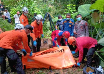 Evakuasi Pria Tercebur Sumur di Cilongok, Korban Ditemukan Meninggal Dunia