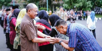 Bupati dan Wakil Bupati Banyumas Gelar Apel Perdana dan Halal Bihalal ASN