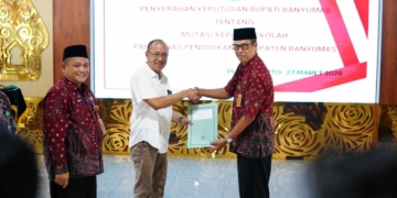 118 Kepala Sekolah di Banyumas Terima SK Mutasi, Bupati Sadewo: Jadi Pemimpin yang Inspiratif