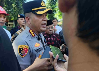 Polresta Banyumas Musnahkan 679 Botol Miras Ilegal Jelang Lebaran