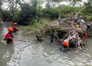 Berniat Bersihkan Parit, Pria Lansia di Gumelar Hilang Terseret Arus