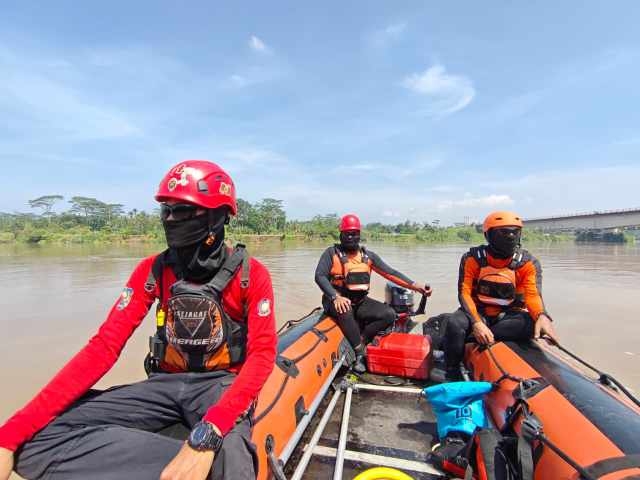 Riswo Masih Belum Ditemukan, Tim SAR Gabungan Terus Lakukan Penyisiran di Sungai Tajum dan Sekitarnya