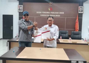 Perkuat Pendidikan Politik, Bawaslu Purbalingga dan IJTI Banyumas Raya Teken MoU Publikasi Pengawasan