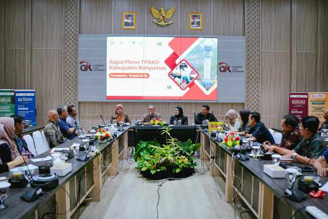 Bupati Sadewo Buka Rapat Pleno TPAKD, Dorong Akses Keuangan dan Digitalisasi Pasar