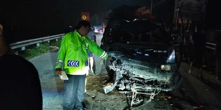 Bus vs Pick Up di Banyumas, Satu Korban Jiwa