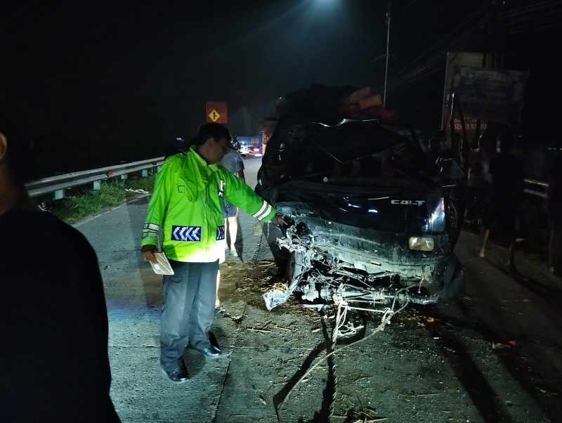 Bus vs Pick Up di Banyumas, Satu Korban Jiwa