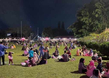 Resmi! Area Rumput Alun-alun Purwokerto Kini Bisa Diduduki Pengunjung, Bupati Sadewo: Ini Aspirasi Masyarakat