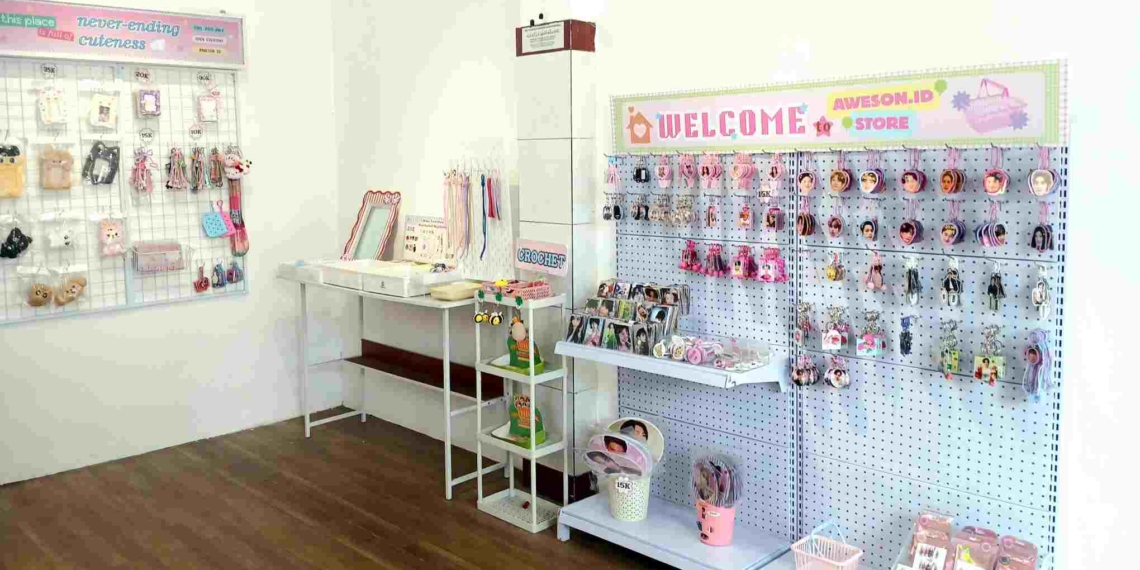 Skripsi Belum Kelar, Bisnis K-Pop Jalan: Kisah Sonia, Mahasiswi Unsoed yang Sukses Buka Kios Sendiri