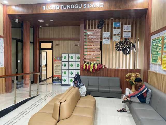 Dari Pukul 10.00 ke 14.00 WIB: Sidang Kasus Maut Sokaraja Diundur, Keluarga dan PN Banyumas Saling Tunggu Konfirmasi