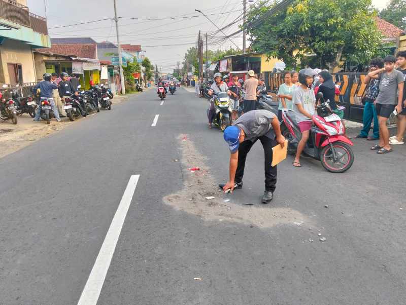 Kecelakaan Tiga Kendaraan di Kedungbanteng, Satu Orang Meninggal Dunia