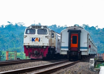 Insiden Kereta di Bekasi, KAI Daop 5 Purwokerto Minta Maaf dan Batalkan 11 Perjalanan