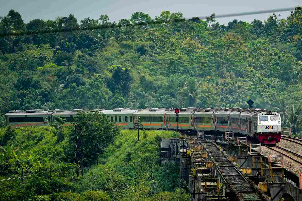 Mulai 1 Mei, KAI Daop 5 Purwokerto Ubah Jadwal dan Tambah Stasiun Henti untuk 7 KA