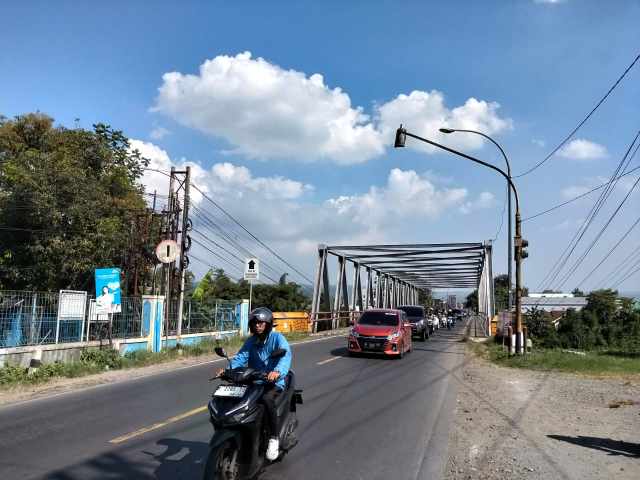 Jembatan Serayu Banyumas Tutup Total, Catat Tanggal dan Jalur Alternatifnya!