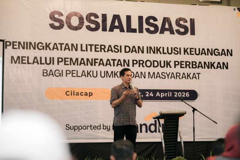 Bank Mandiri dan Anggota DPR RI Adisatrya Suryo Sulisto Ajak UMKM Cilacap Perkuat Literasi dan Inklusi Keuangan