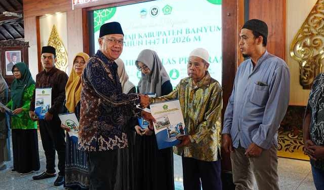 Bupati Banyumas Luncurkan Tiga Program Insentif Keagamaan, Guru Ngaji hingga Marbot Dapat Rp100.000 per Bulan