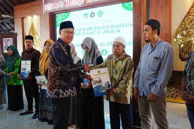 Bupati Banyumas Luncurkan Tiga Program Insentif Keagamaan, Guru Ngaji hingga Marbot Dapat Rp100.000 per Bulan
