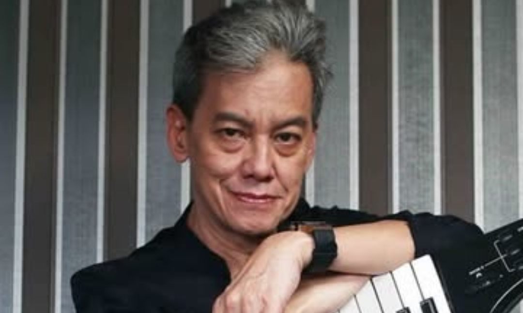 Jejak Legenda: Perjalanan Karier Fariz RM, Musisi Multi-Genre yang Karyanya Abadi